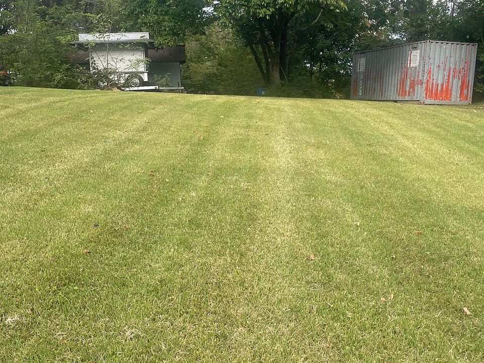 1st image of 325 Chris Dr