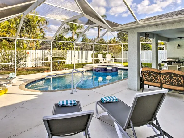 3223 SE Santa Barbara Pl #4, Cape Coral, FL 33904