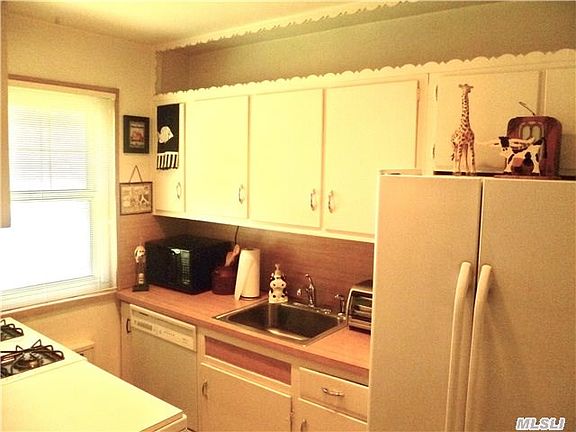 5th image of 25216 60th Ave