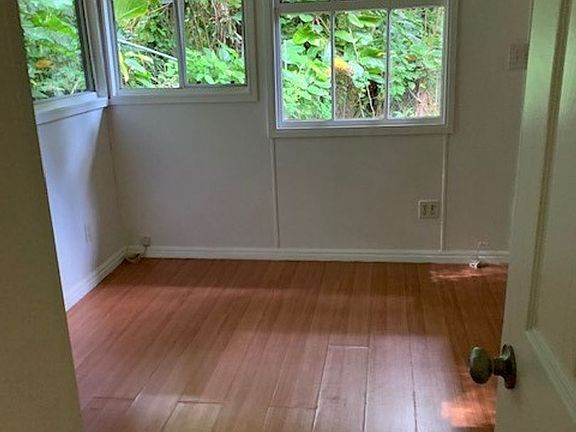 5th image of 3419 E Manoa Rd