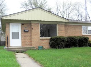 2704 Rapids Dr, Racine, WI 53404