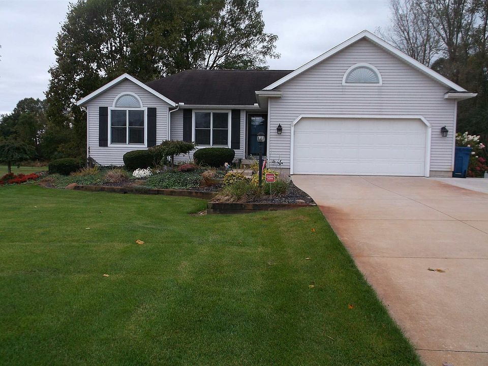 1st image of 19424 Country Creek Ct