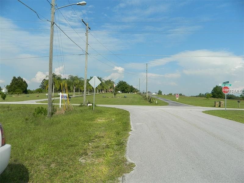 2nd image of 20545 S Buckhill Rd