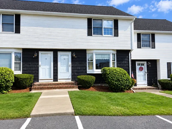 15 Christopher Dr, Methuen, MA 01844