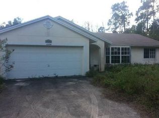 657 Adonider Ln, Wellington, FL 33414