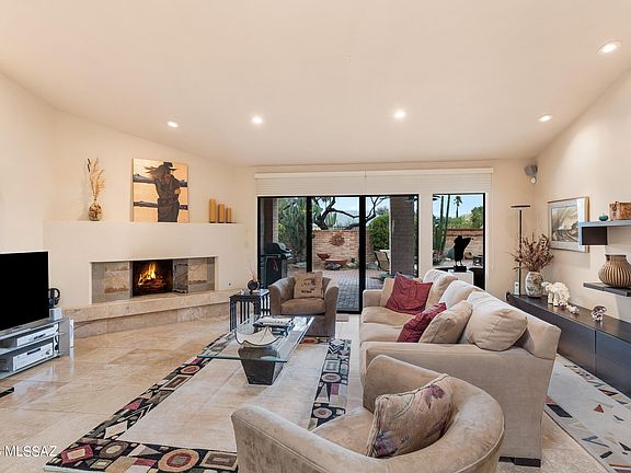 4th image of 7011 E Calle Arandas