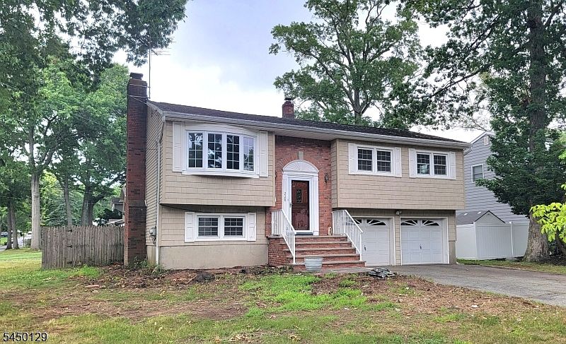 1st image of 228 Forest Rd