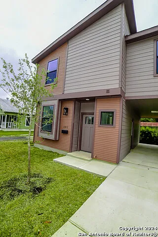 3 bed, 2.5 bath, 1426 sqft, $1,950 — Photo 4