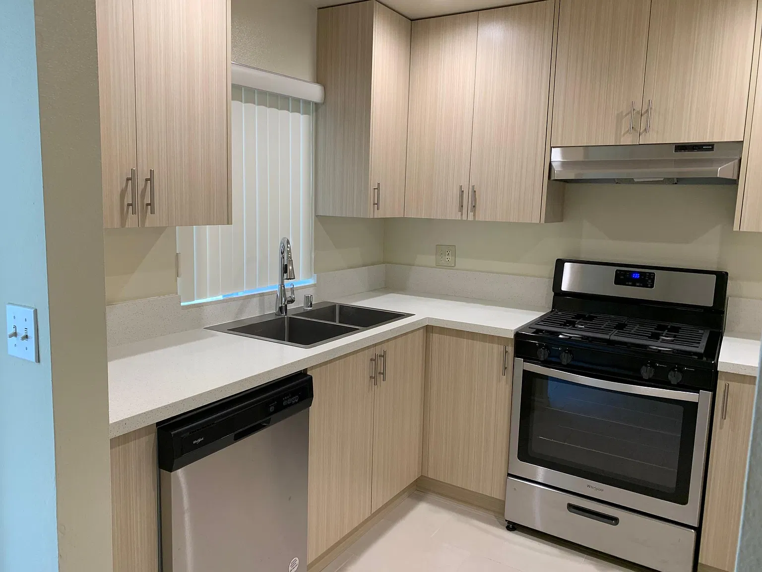 2 bed, $2,845 — Photo 2