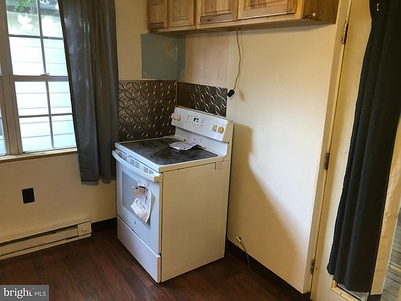 2nd image of 1323 Brandywine St #2