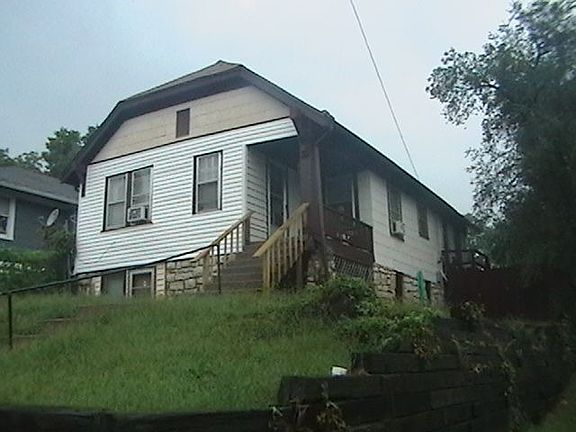 2nd image of 4120 E 53rd St