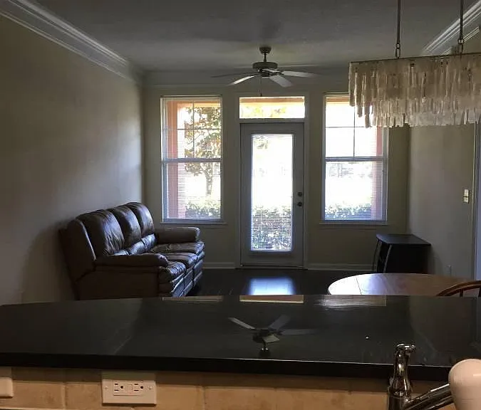 10435 Midtown Pkwy — Photo 7