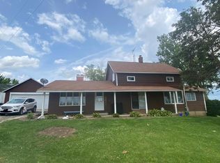 1207 County Road D, South Wayne, WI 53587
