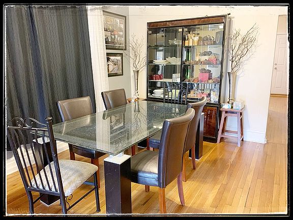 5th image of 852 N Richmond St
