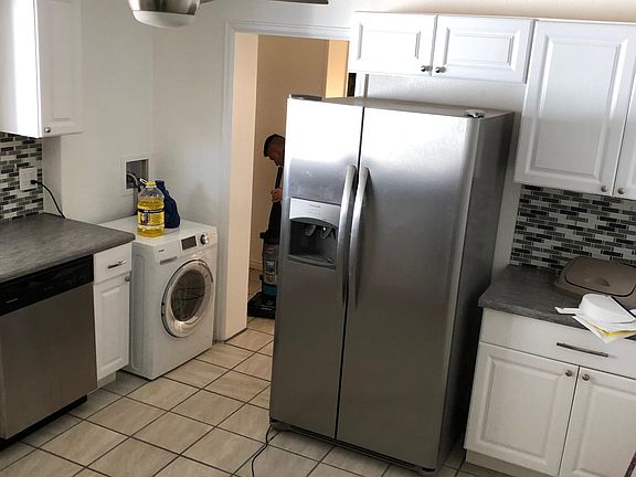 4th image of 1642 S Alcott St