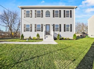 185 Napoleon St, Fall River, MA 02721