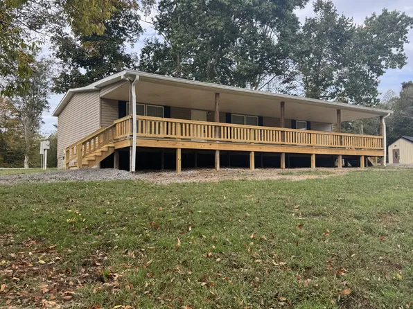 458 Whitley Hollow Rd, Red Boiling Springs, TN 37150