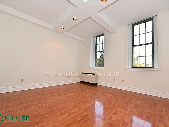 5th image of 4502 Ditmars Blvd #203