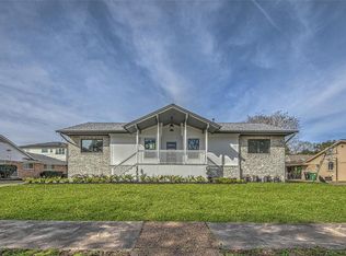 5214 Loch Lomond Dr, Houston, TX 77096