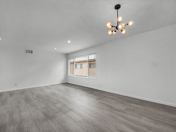 3rd image of 1432 S Saltair Ave APT 101