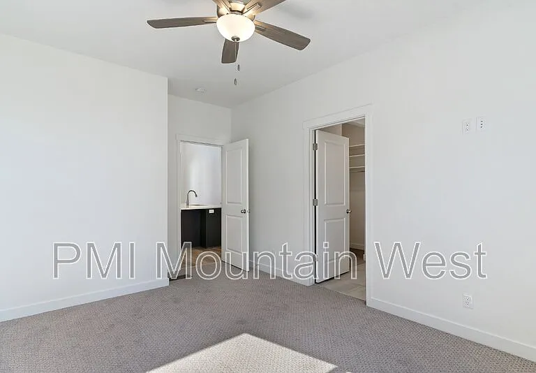 1836 W Red Twilight Ln — Photo 18