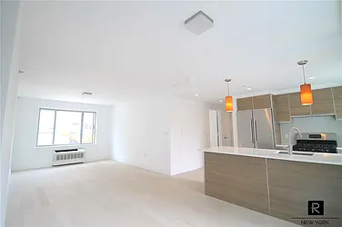 Rented by R New York