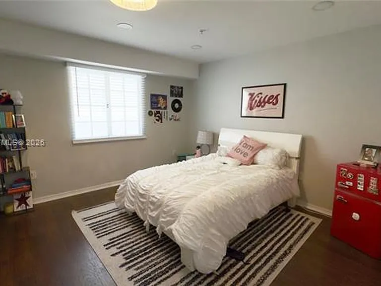 2845 NE 185th St #Townhouse 908 — Photo 19