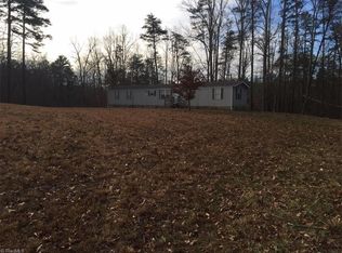 1477 Horseshoe Rd, Westfield, NC 27053