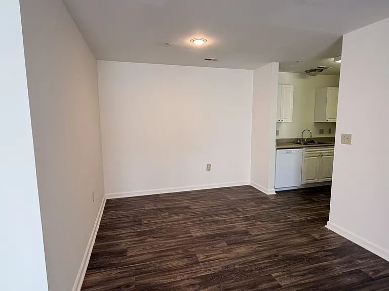 10 Hamiltons Bay Ct #CT310 — Photo 1
