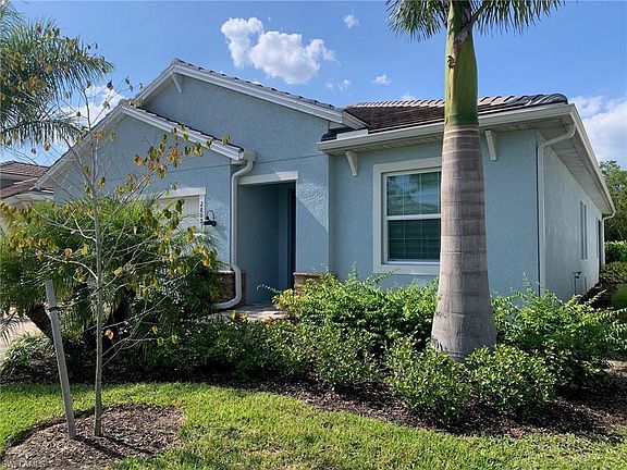 3rd image of 28093 Seasons Tide Ave