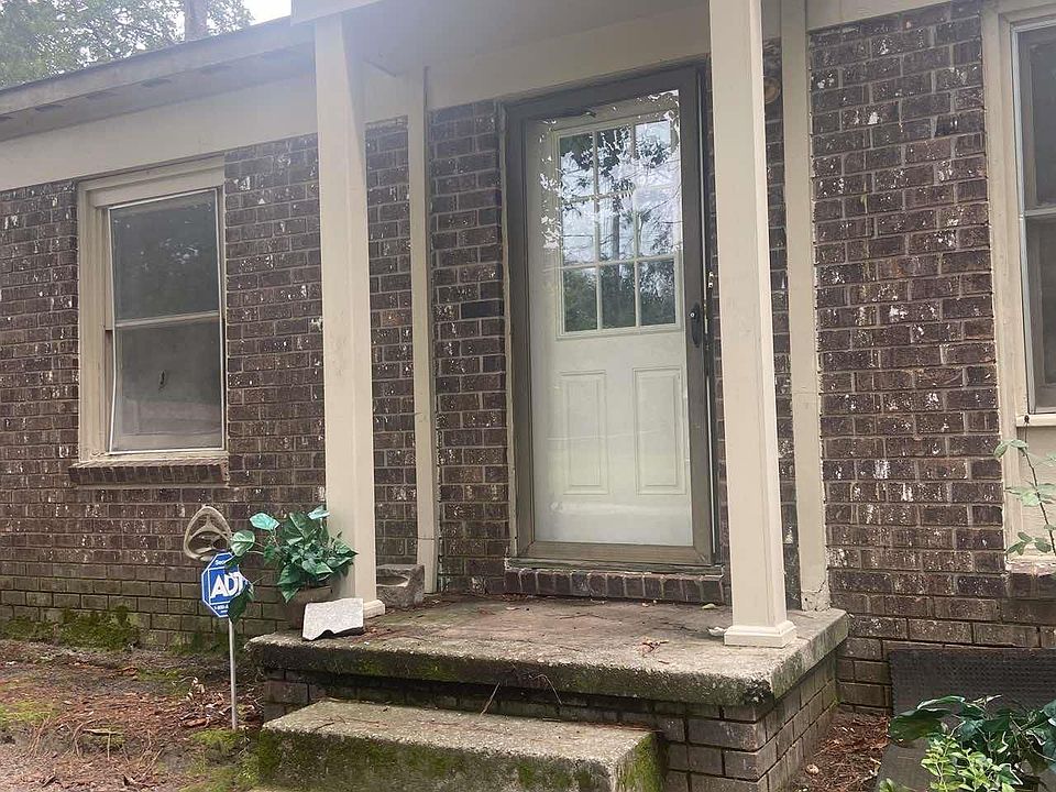 1805 10th St, Cayce, SC 29033 Zillow