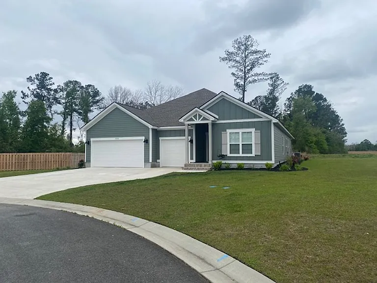 1020 Ballantyne Ln — Photo 2