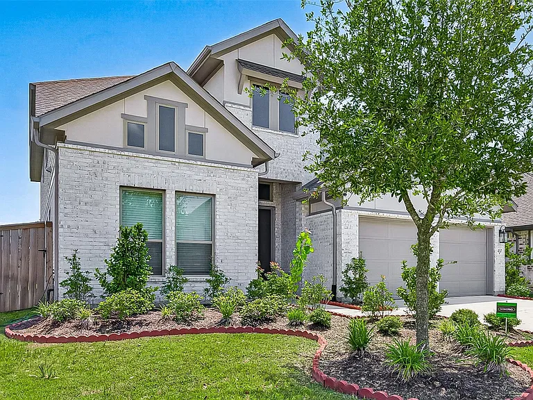 410 Mercury Sky Rd — Photo 3