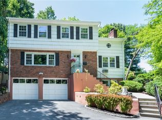 16 Bramley Ln, Dobbs Ferry, NY 10522
