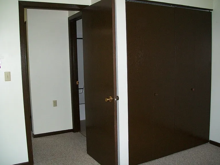 100 3rd St #1 — Photo 5