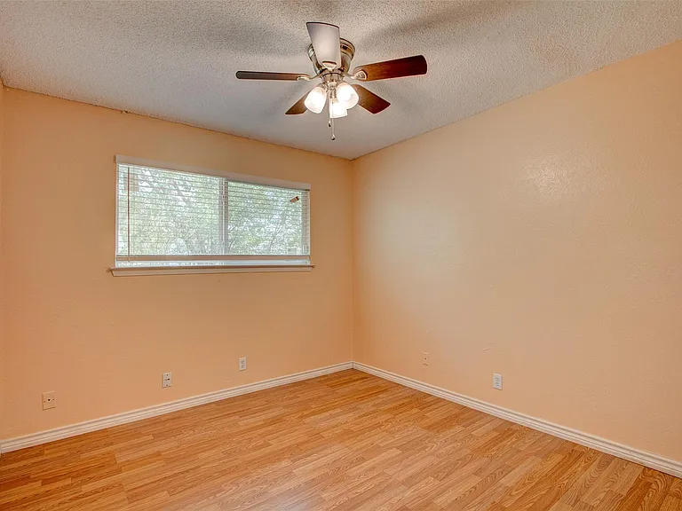 10621 Lanshire Dr #A — Photo 8