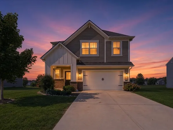 2450 Dixon Creek Dr, Whitestown, IN 46075