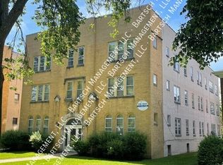 5511 W Martin Dr #8, Milwaukee, WI 53208