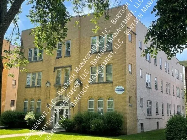 5511 W Martin Dr #8, Milwaukee, WI 53208