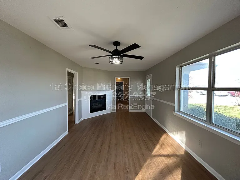 5929 Gayle Dr — Photo 6