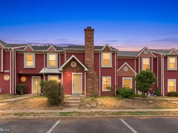 2216 Minnear St, Fredericksburg, VA 22407