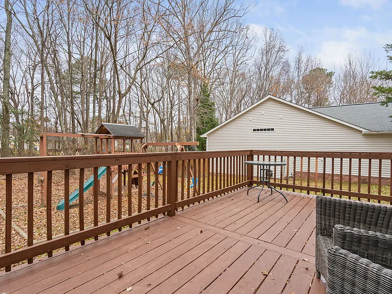 809 Swan Hill Ct — Photo 27