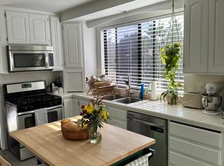 1911 Gardena Pl #A, San Diego, CA 92110