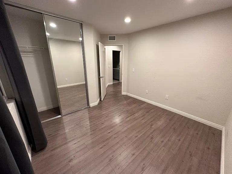 6975 Westleigh Pl — Photo 25