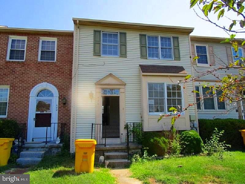 1st image of 458 Watson Ct