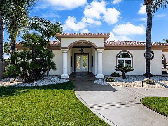 3rd image of 4009 Cerveza Cir