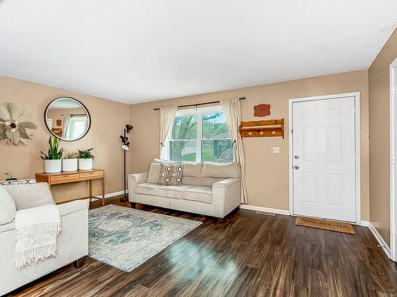 2nd image of 409 Creach Dr