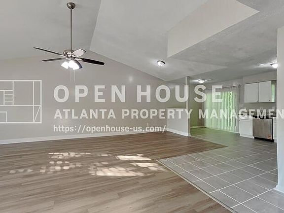 3rd image of 1174 Empire Cir