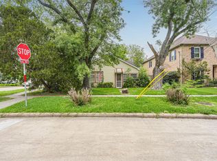 4260 Dartmouth Ave, Houston, TX 77005