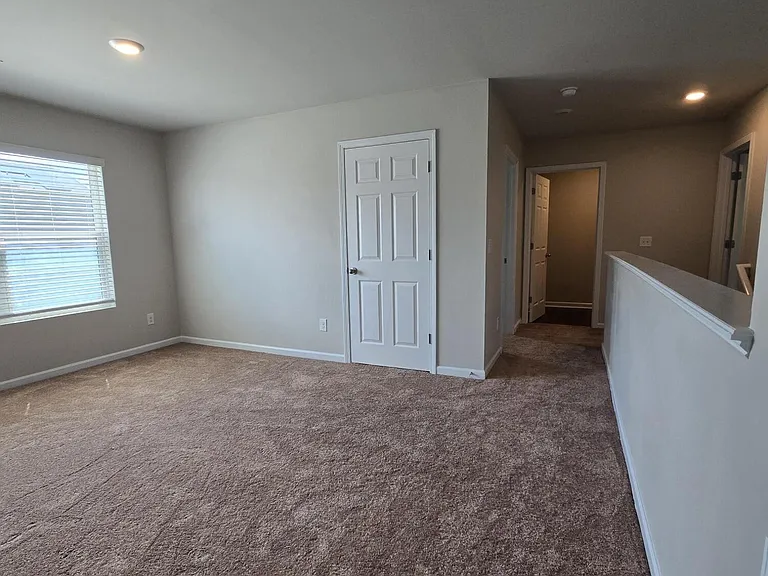 3056 Pepperhill Dr — Photo 13